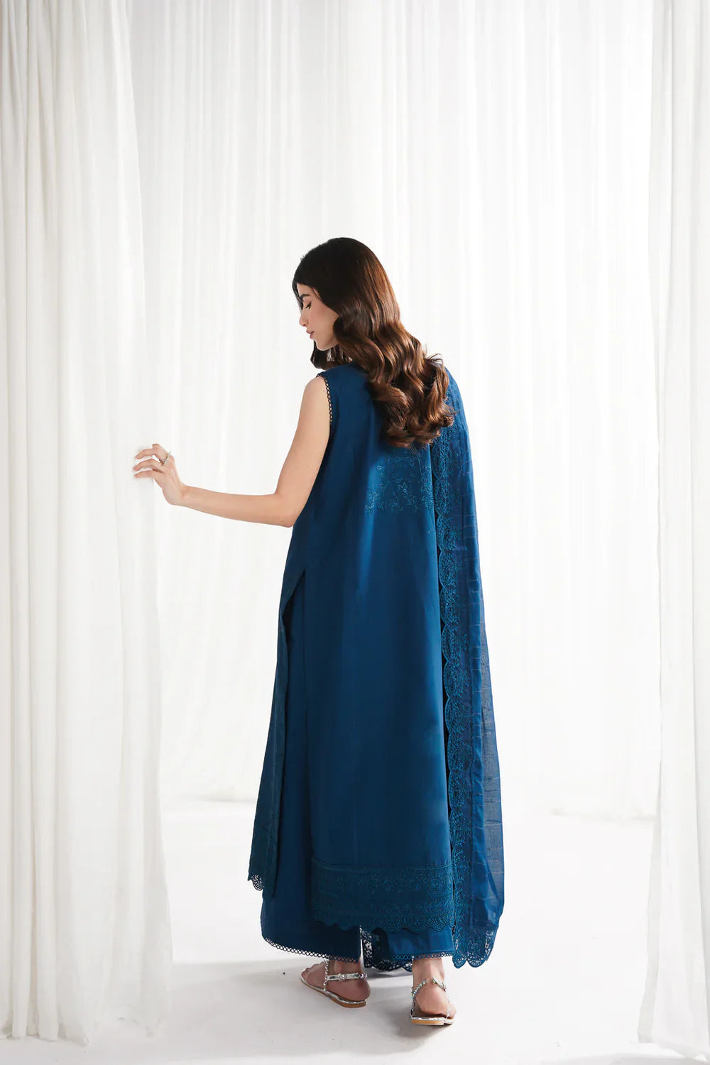 Zaib - Teal Blue Luxury Emroidered 3PCS Set (Ready To Wear)