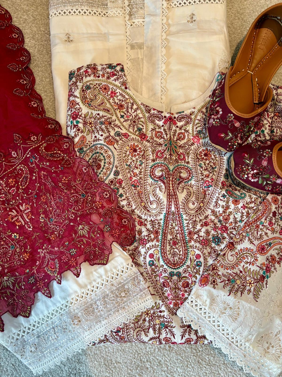 ZaraShahJahan - Hikari (Stitched)