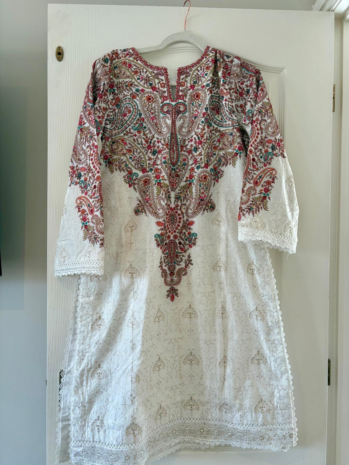 ZaraShahJahan - Hikari (Stitched)