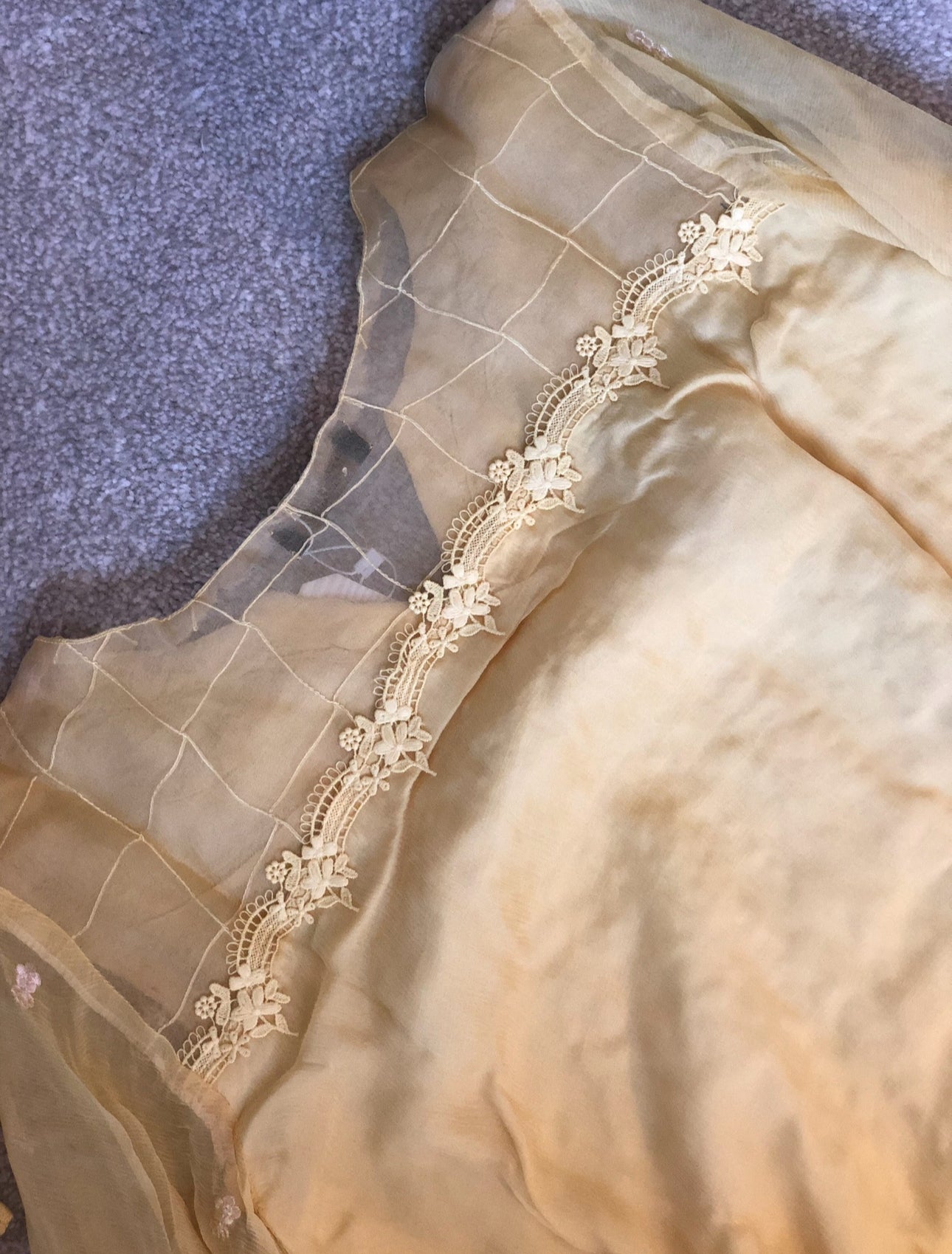 Agha Noor - Yellow Chiffon 2-Piece Suit image 3