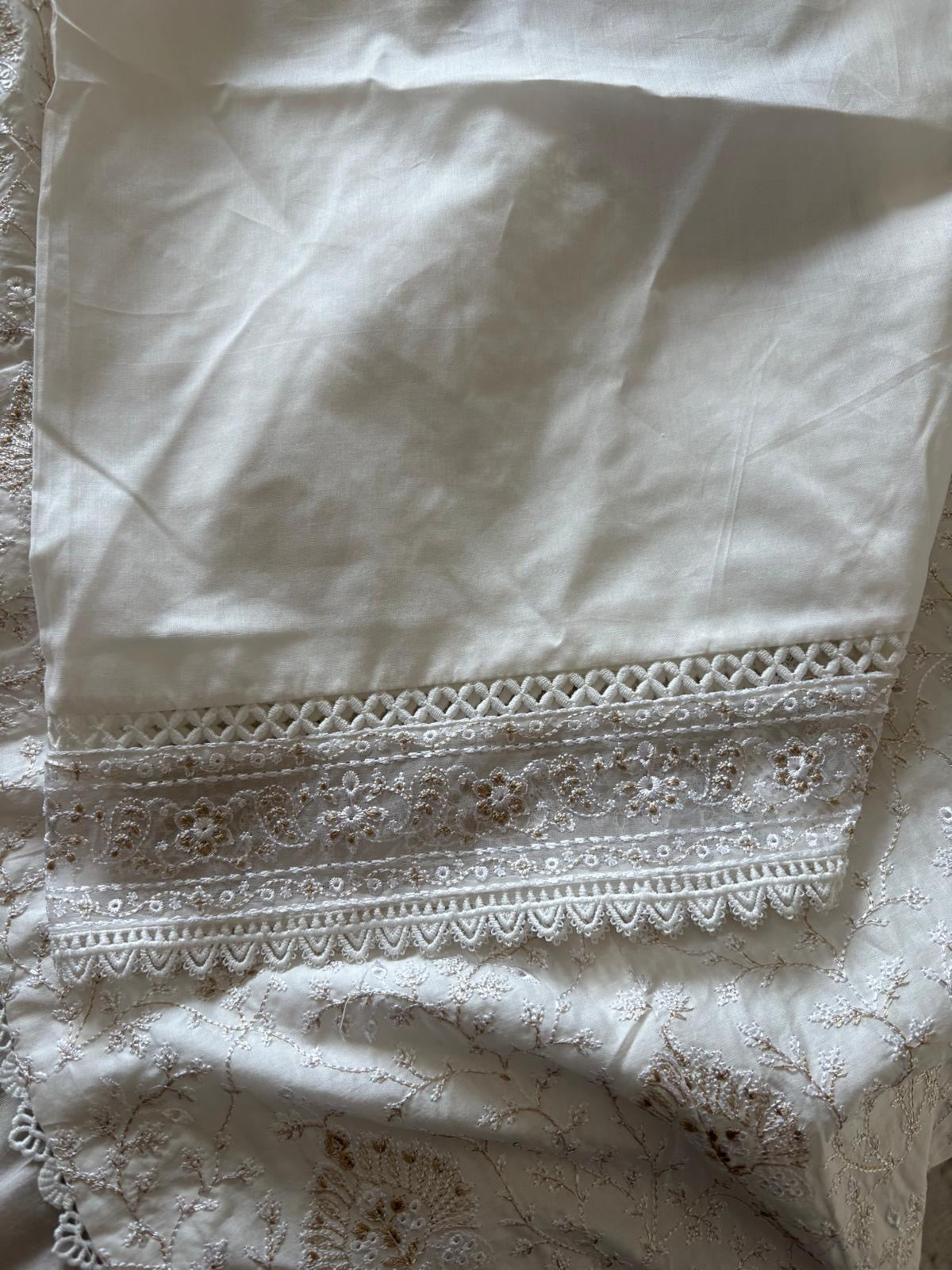 ZaraShahJahan - Hikari (Stitched)