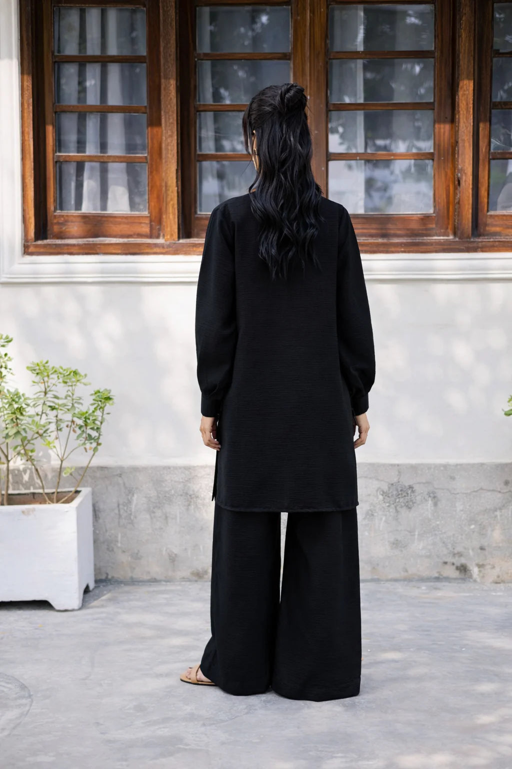 Silayi Pret - Ready To Wear | 2-Piece | Textured Black