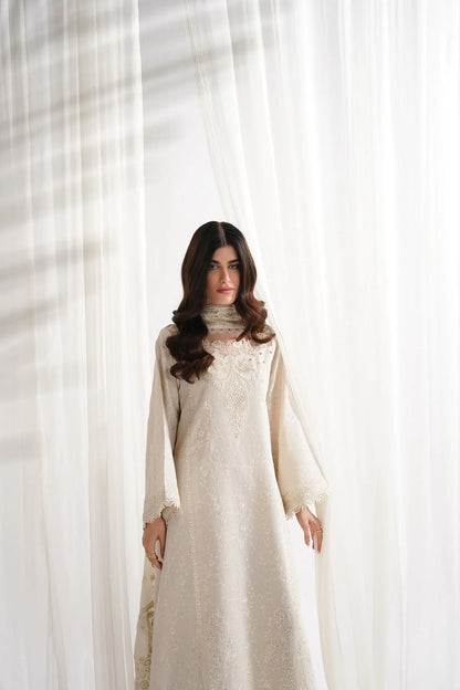 Zaib - Ivory Luxury Emroidered 3PCS Set (Ready To Wear)