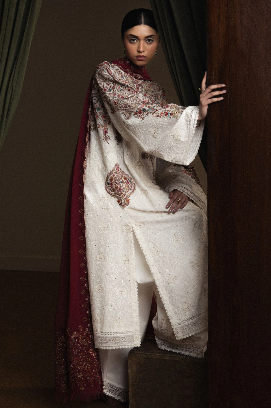 ZaraShahJahan - Hikari (Stitched)