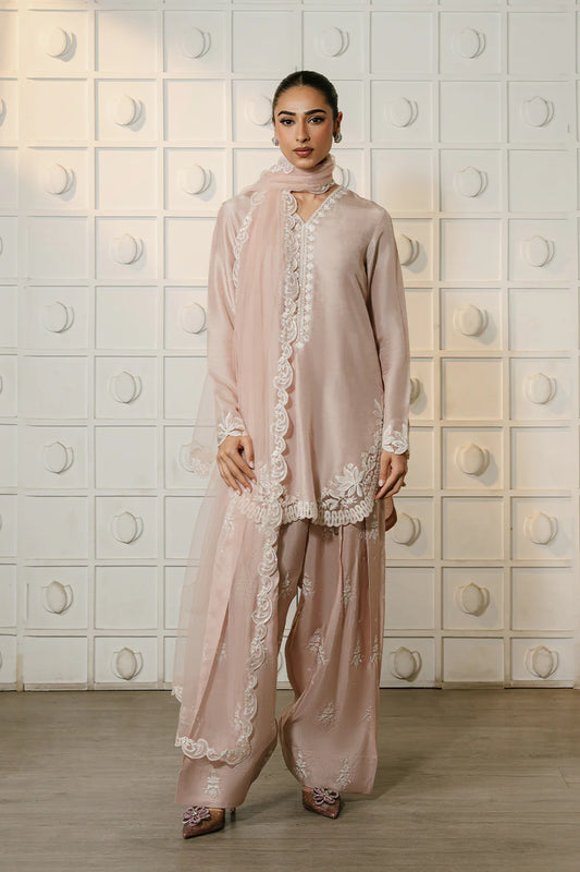 Saira Rizwan - Nora