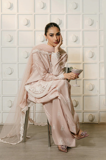 Saira Rizwan - Nora